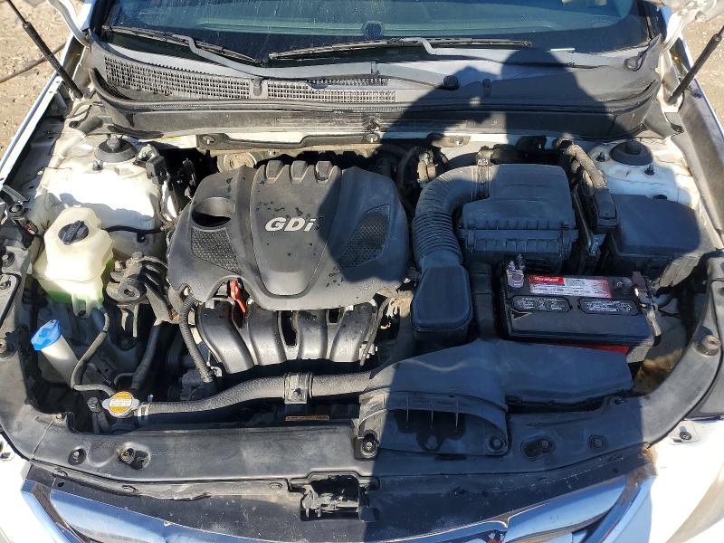 Photo 11 from auction – 2012 HYUNDAI SONATA SE with VIN 5NPEC4AC0CH366755
