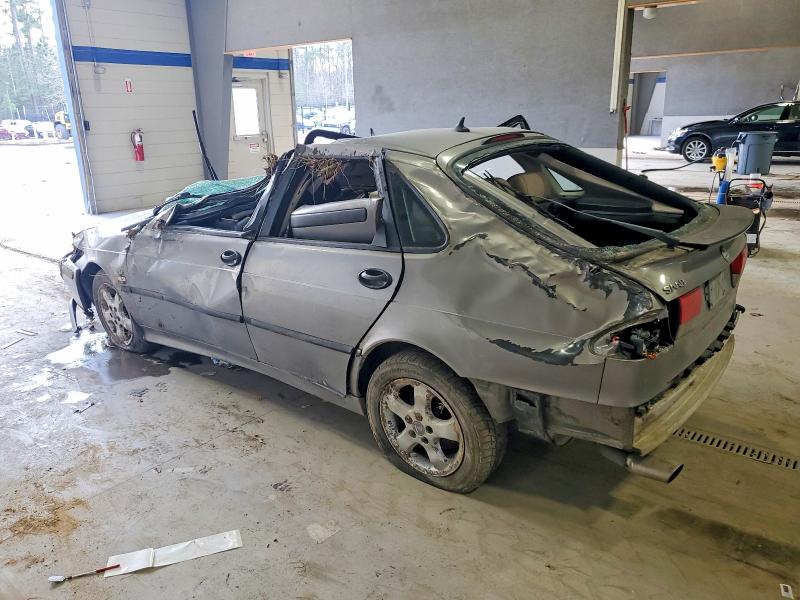 Photo 2 from auction – 2001 SAAB 9-3 SE with VIN YS3DF58K712040710