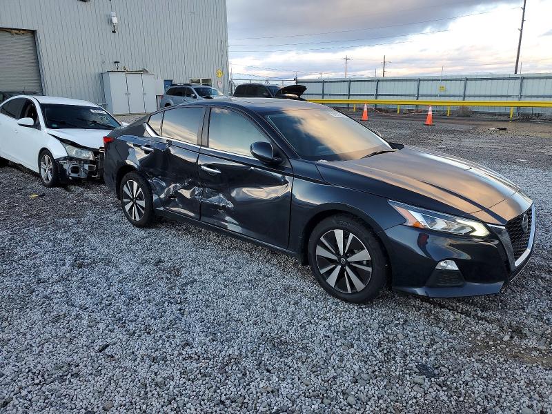 Photo 4 from auction – 2022 NISSAN ALTIMA SV with VIN 1N4BL4DW8NN366407