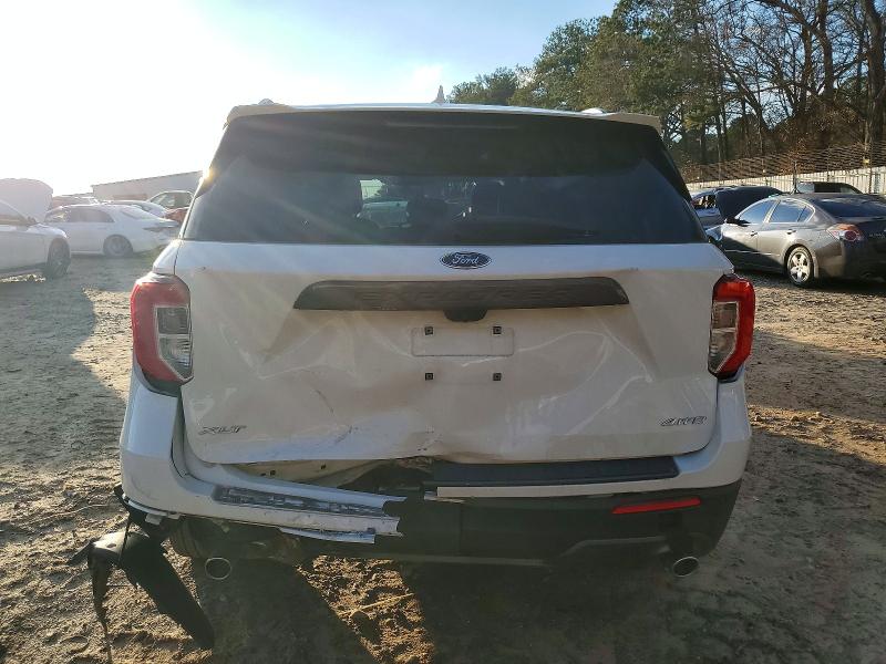 Photo 6 from auction – 2022 FORD EXPLORER X with VIN 1FMSK8DH6NGA99077