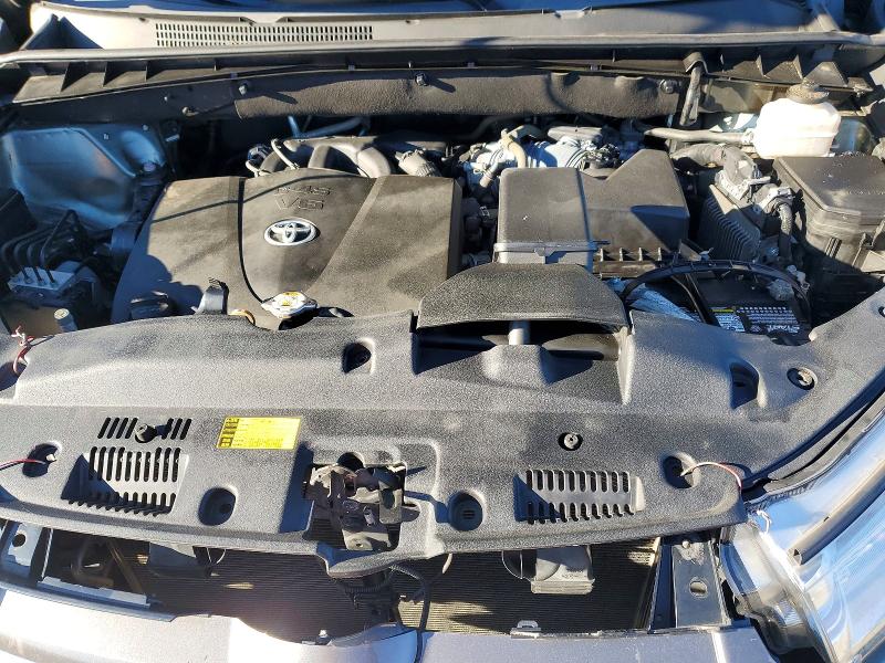Photo 12 from auction – 2019 TOYOTA HIGHLANDER with VIN 5TDJZRFH4KS996401