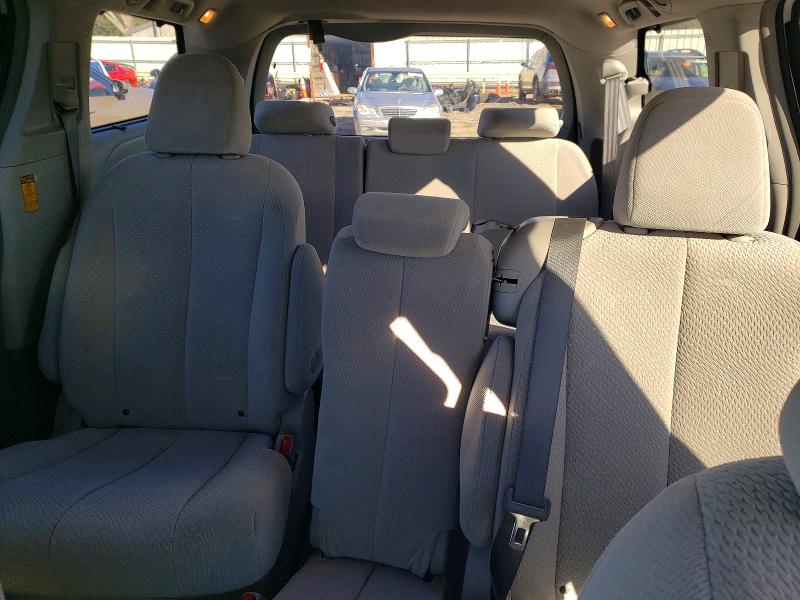Photo 10 from auction – 2014 TOYOTA SIENNA LE with VIN 5TDKK3DC1ES503100