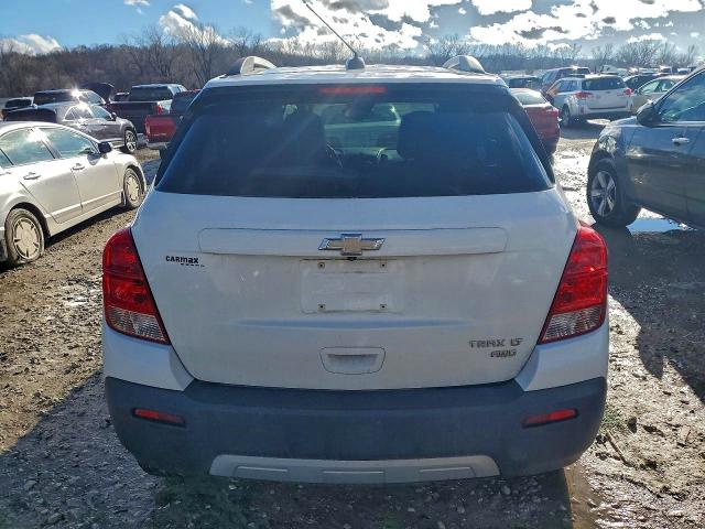 Photo 6 from auction – 2016 CHEVROLET TRAX with VIN KL7CJPSB8GB666326
