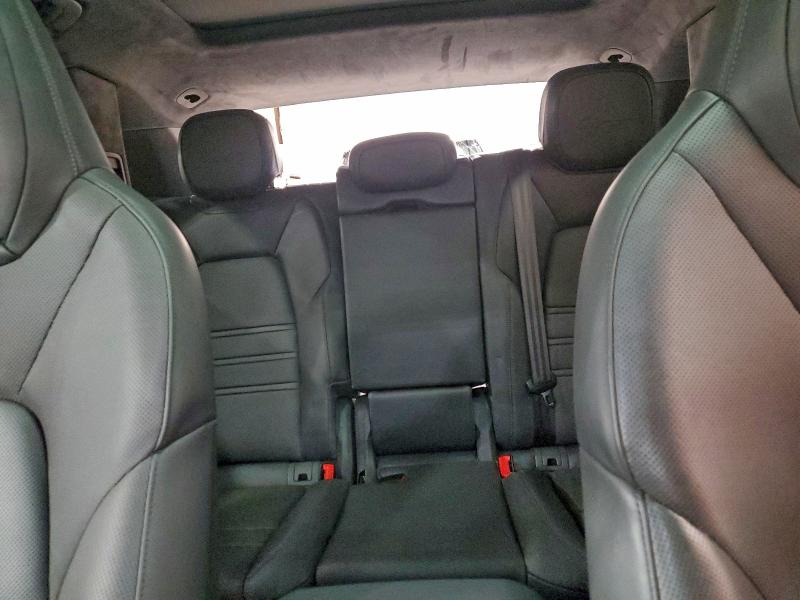 Zdjęcie 10 z aukcji – 2019 PORSCHE CAYENNE TU z VIN WP1AF2AYXKDA80291