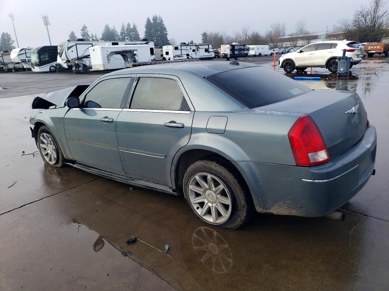 Photo 2 from auction – 2005 CHRYSLER 300 TOURIN with VIN 2C3AA53G55H174936