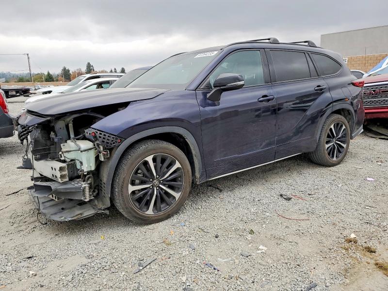TOYOTA HIGHLANDER 2021 with VIN 5TDJZRAH6MS045319 - Photo from auction