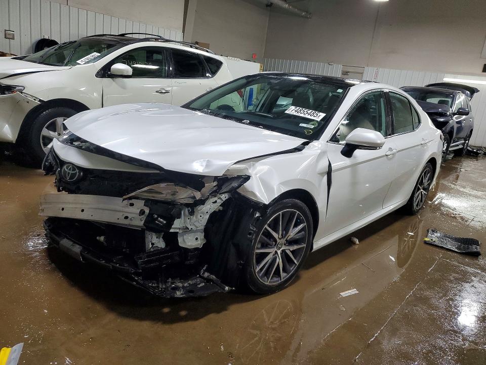 Photo 1 from auction – 2023 TOYOTA CAMRY with VIN 4T1F11AK3PU778210