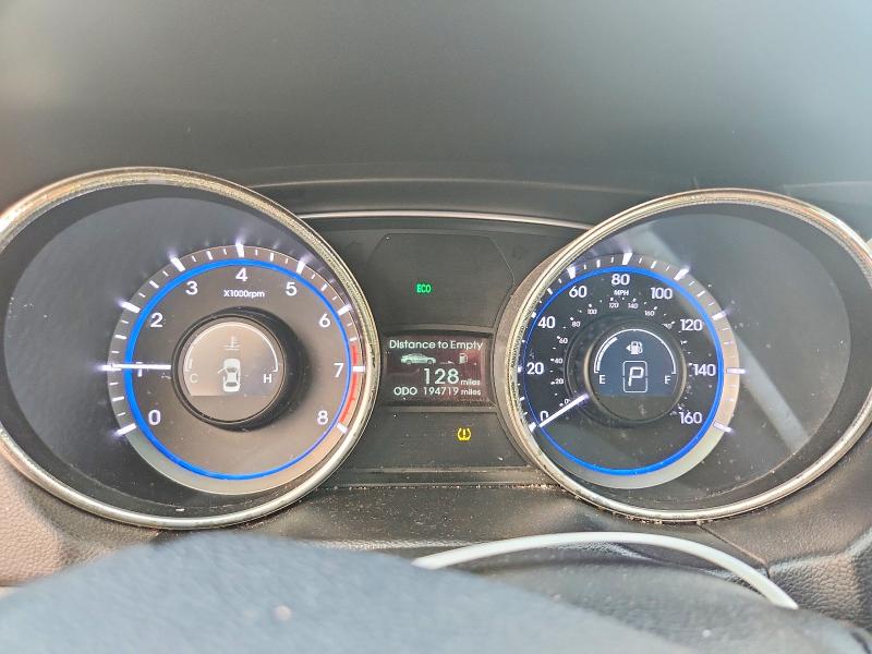 Photo 9 from auction – 2011 HYUNDAI SONATA SE with VIN 5NPEC4AC0BH267416