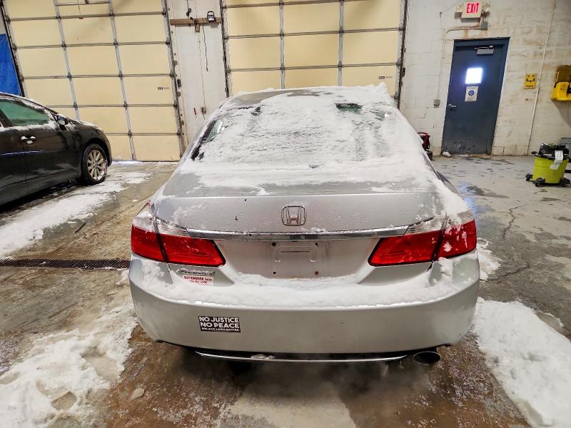 Photo 6 from auction – 2014 HONDA ACCORD with VIN 1HGCR2F31EA023855