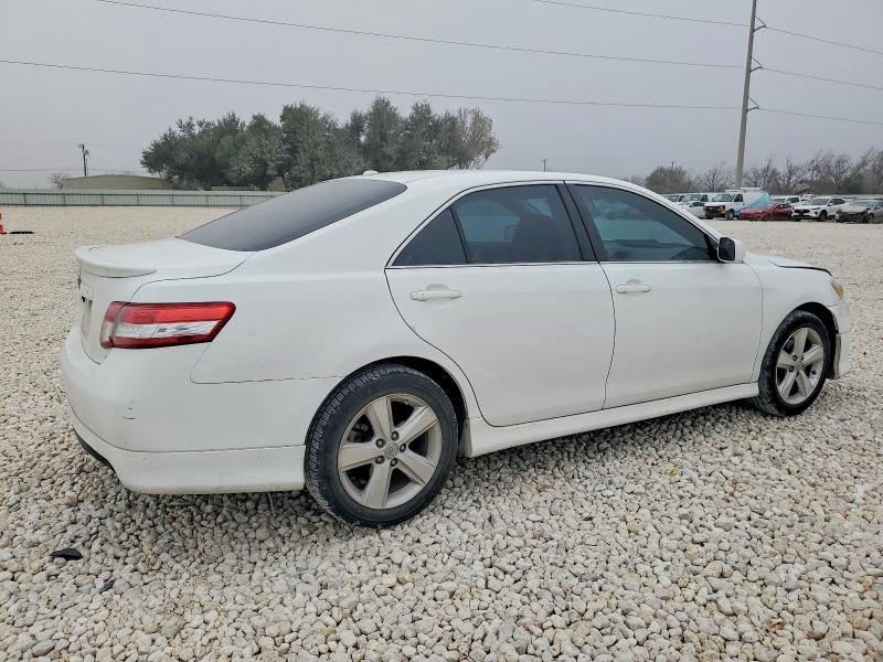 Photo 3 from auction – 2011 TOYOTA CAMRY BASE with VIN 4T1BF3EK5BU609482