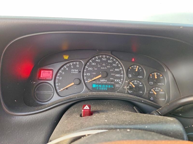 Photo 9 from auction – 2002 CHEVROLET SILVERADO with VIN 1GCEK19T02Z131480