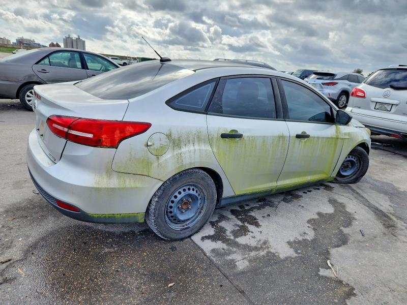Photo 3 from auction – 2015 FORD FOCUS with VIN 1FADP3E2XFL215147