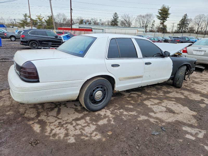 Photo 3 from auction – 2010 FORD CROWN VICT with VIN 2FABP7BV8AX104458