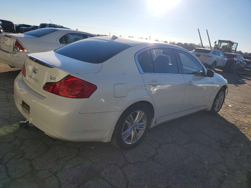 Photo 3 from auction – 2015 INFINITI Q40 with VIN JN1CV6AP8FM500716
