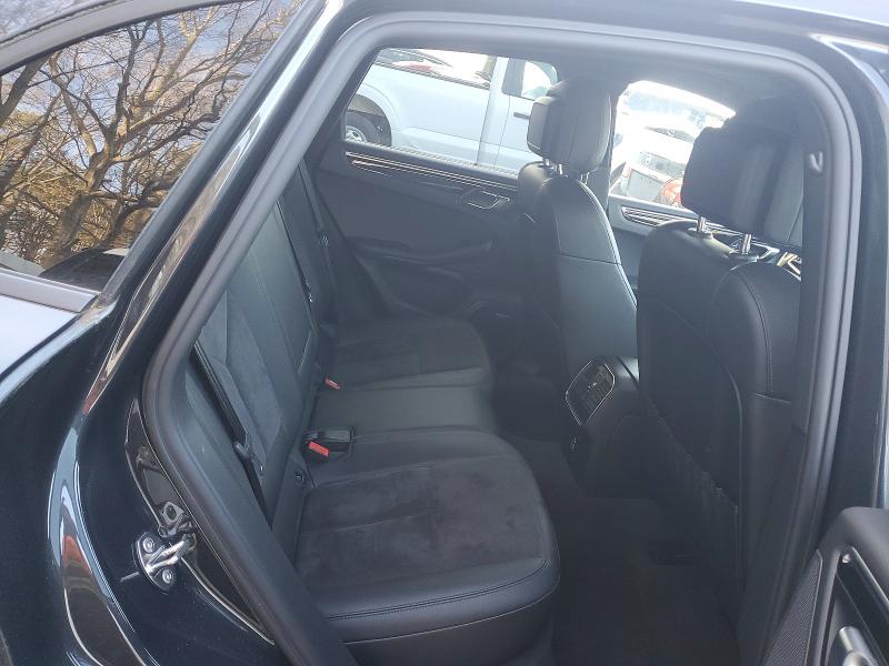 Photo 11 from auction – 2021 PORSCHE MACAN with VIN WP1AA2A56MLB10853