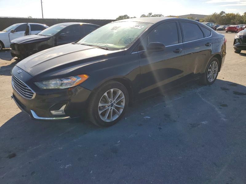 FORD FUSION SE 2020 with VIN 3FA6P0HD6LR229130 - Photo from auction