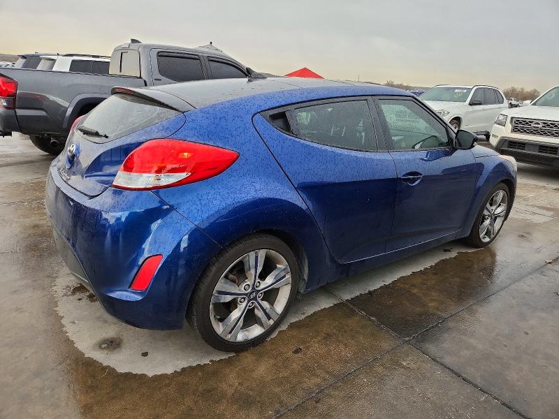 Photo 3 from auction – 2017 HYUNDAI VELOSTER with VIN KMHTC6AD3HU322690