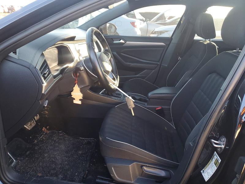 Photo 7 from auction – 2023 VOLKSWAGEN JETTA with VIN 3VWBM7BU9PM008964
