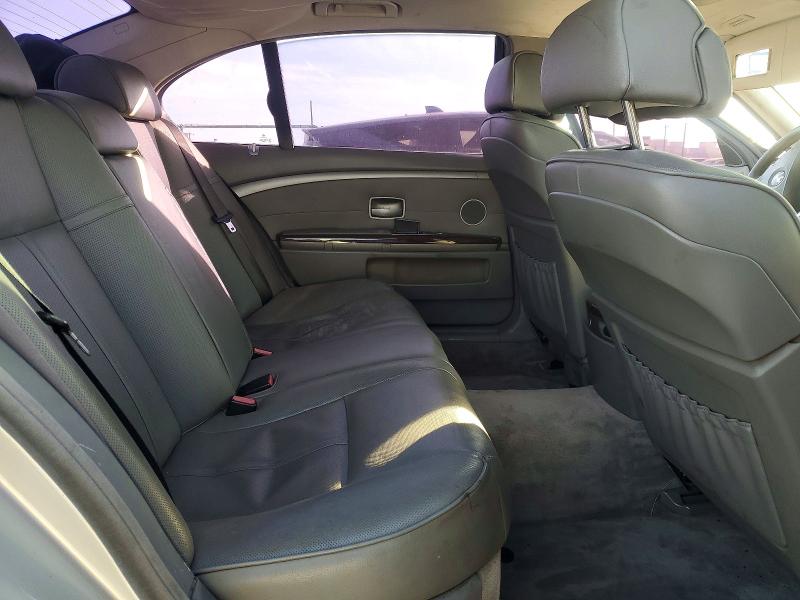 Photo 10 from auction – 2007 BMW 750 with VIN WBAHN83507DT76983