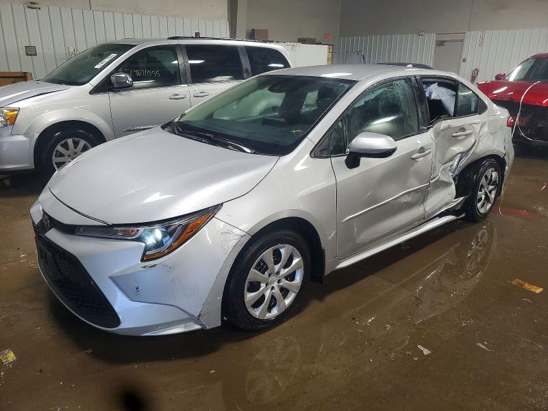 TOYOTA COROLLA 2022 مع رقم تعريف المركبة 5YFEPMAE7NP384276 - صورة من المزاد