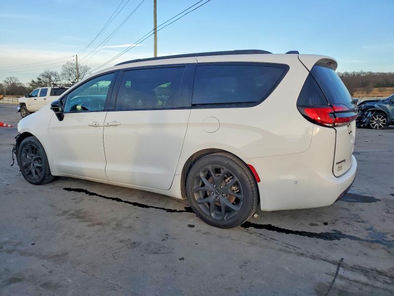 Photo 2 from auction – 2024 CHRYSLER PACIFICA T with VIN 2C4RC1BG8RR121280