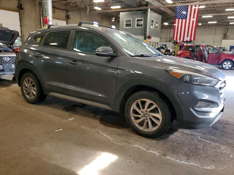Photo 4 from auction – 2017 HYUNDAI TUCSON LIM with VIN KM8J3CA21HU291492