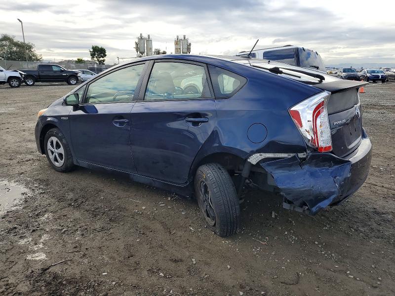 Photo 2 from auction – 2013 TOYOTA PRIUS with VIN JTDKN3DU1D0347853