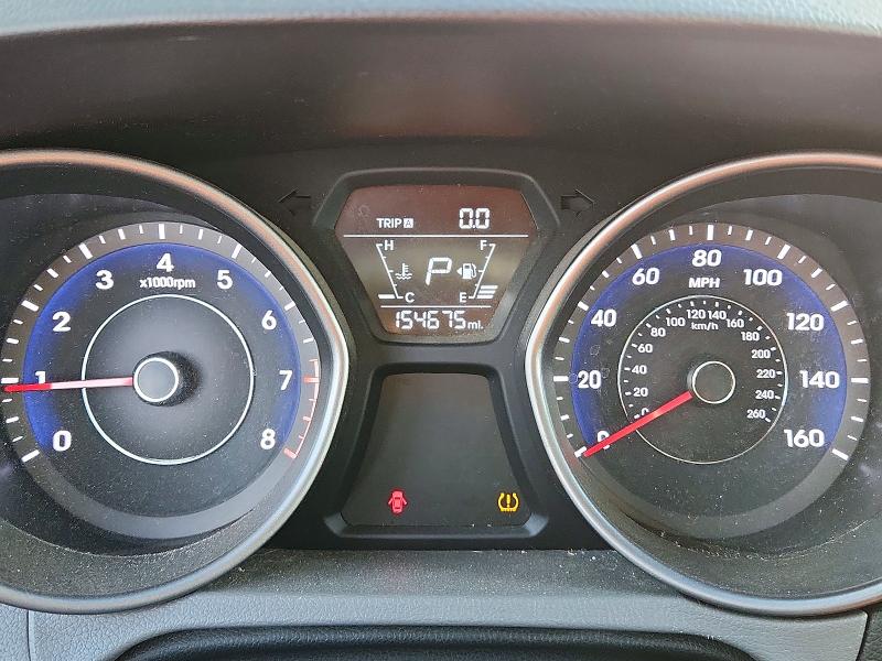 Photo 9 from auction – 2016 HYUNDAI ELANTRA SE with VIN 5NPDH4AE3GH660686
