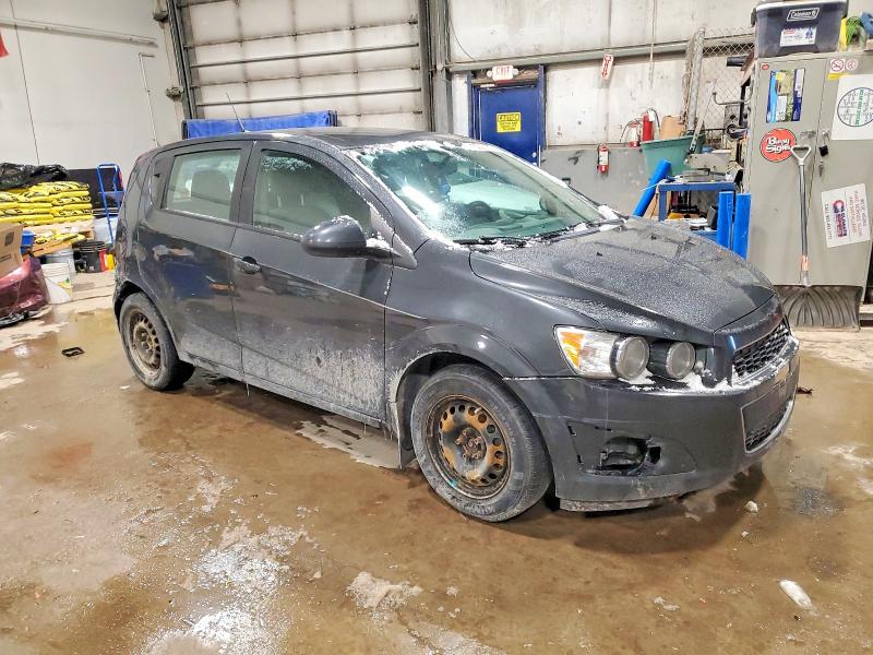 Photo 4 from auction – 2014 CHEVROLET SONIC with VIN 1G1JB6EH4E4215857