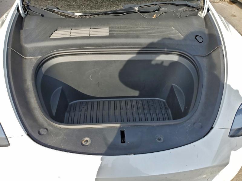 Photo 11 from auction – 2021 TESLA MODEL Y with VIN 5YJYGAEEXMF212291