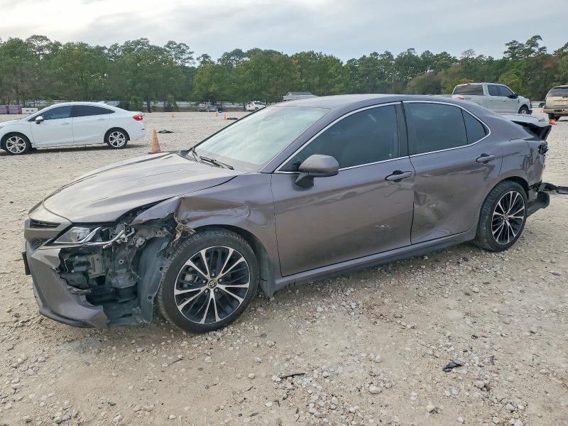 TOYOTA CAMRY 2020 with VIN 4T1G11AK8LU374401 - Photo from auction