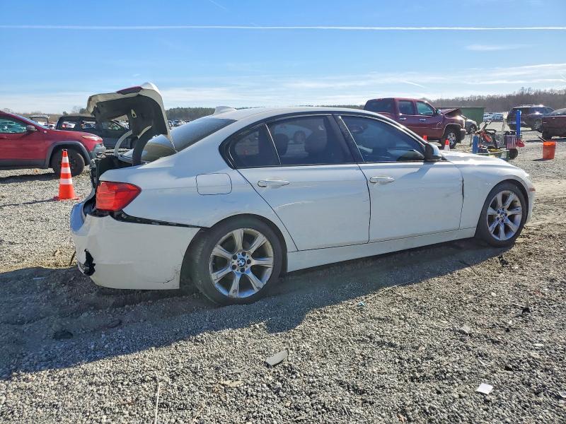 Photo 3 from auction – 2015 BMW 320 I with VIN WBA3B1G58FNT64304