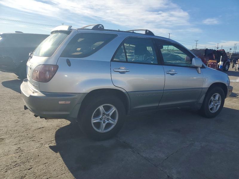 Photo 3 from auction – 1999 LEXUS RX 300 with VIN JT6HF10U1X0022584