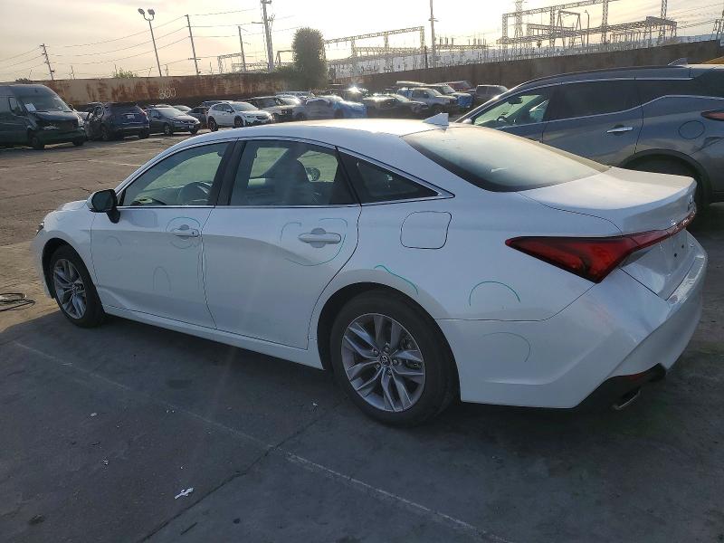 Photo 2 from auction – 2019 TOYOTA AVALON XLE with VIN 4T1BZ1FB3KU032025