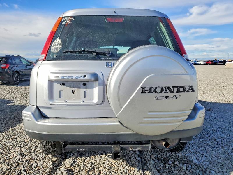 Photo 6 from auction – 2001 HONDA CR-V SE with VIN JHLRD18711C046748