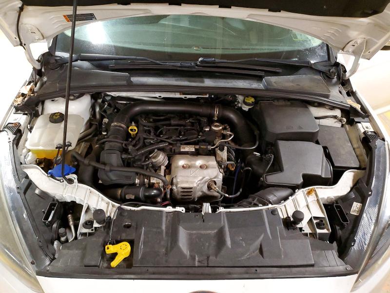 Photo 11 from auction – 2016 FORD FOCUS SE with VIN 1FADP3FE6GL331231