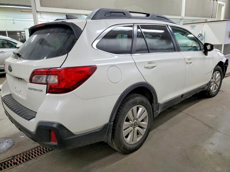 Photo 3 from auction – 2018 SUBARU OUTBACK 2. with VIN 4S4BSAFC5J3200457