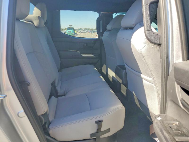 Photo 10 from auction – 2024 TOYOTA TACOMA DOU with VIN 3TMLB5JN7RM060737