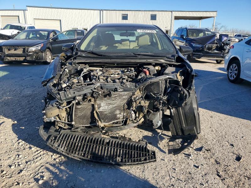 Photo 5 from auction – 2015 TOYOTA COROLLA L with VIN 5YFBURHE9FP251230