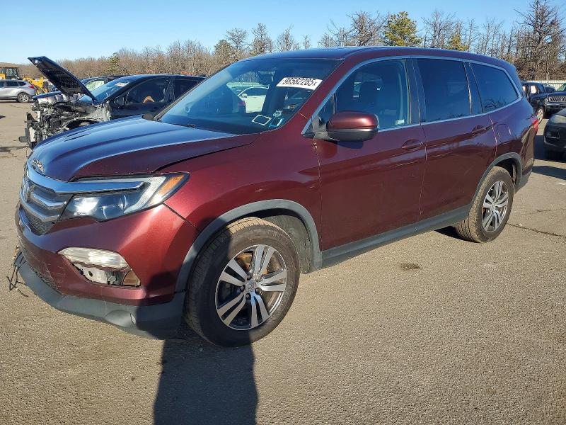 HONDA PILOT EXL 2018 with VIN 5FNYF6H50JB005075 - Photo from auction