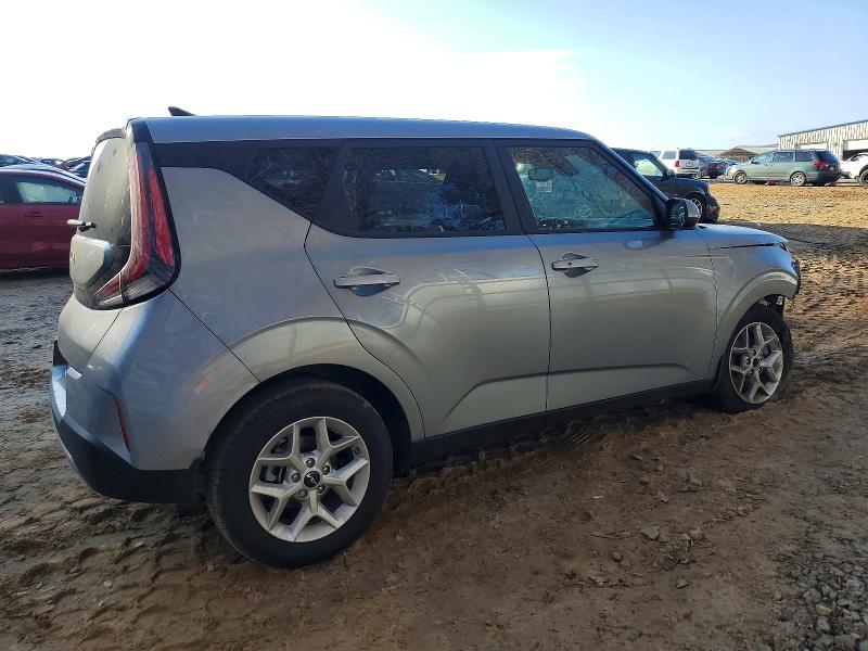 Photo 3 from auction – 2025 KIA SOUL with VIN KNDJ23AU3S7946685