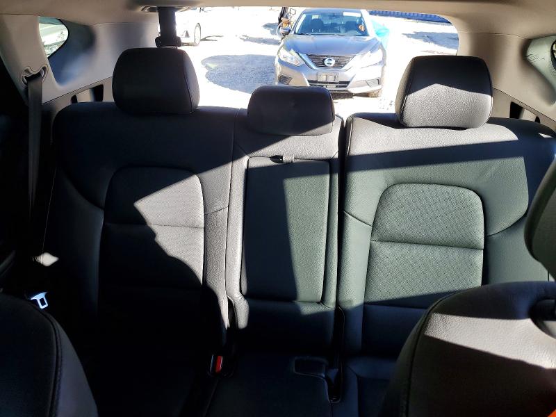 Photo 10 from auction – 2017 HYUNDAI TUCSON LIM with VIN KM8J33A22HU368760