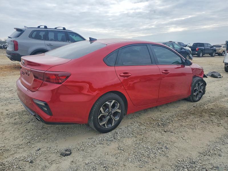 Photo 3 from auction – 2021 KIA FORTE with VIN 3KPF24AD5ME301194