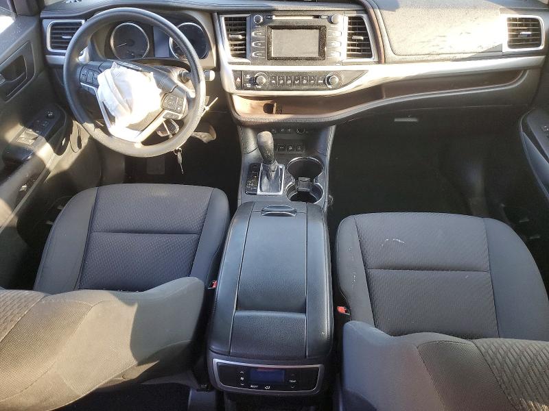 Photo 8 from auction – 2017 TOYOTA HIGHLANDER with VIN 5TDBZRFH9HS416590