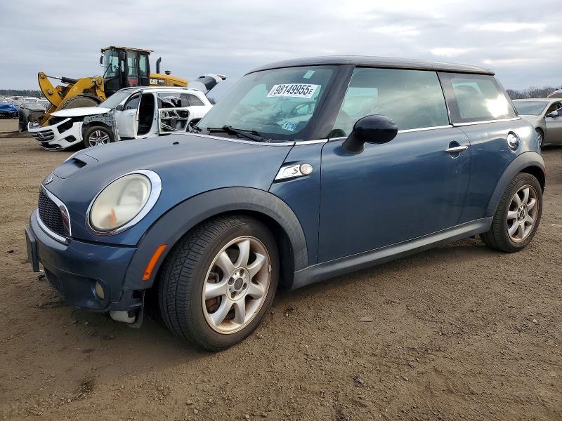MINI COOPER S 2010 with VIN WMWMF7C57ATZ72935 - Photo from auction