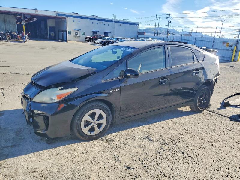 TOYOTA PRIUS 2015 with VIN JTDKN3DU7F0448334 - Photo from auction