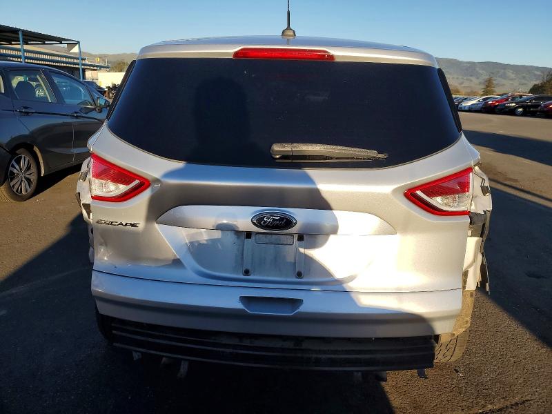 Photo 6 from auction – 2013 FORD ESCAPE S with VIN 1FMCU0F72DUC36228