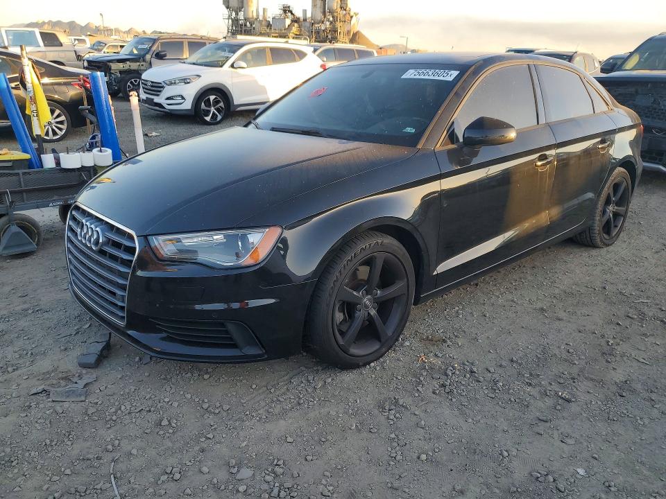 AUDI A3 PREMIUM 2016 с VIN WAUA7GFF8G1023791 - Фото с аукциона
