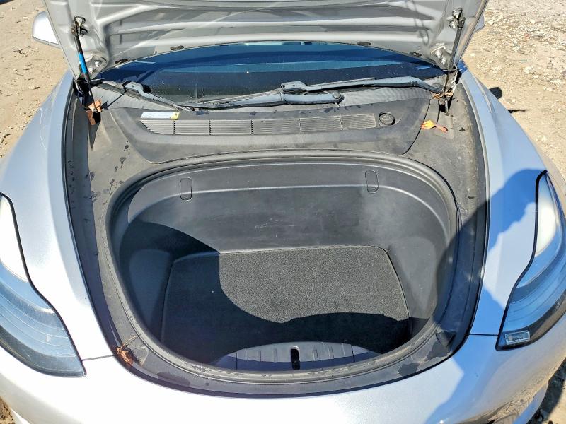 Photo 11 from auction – 2018 TESLA MODEL 3 with VIN 5YJ3E1EA3JF048519