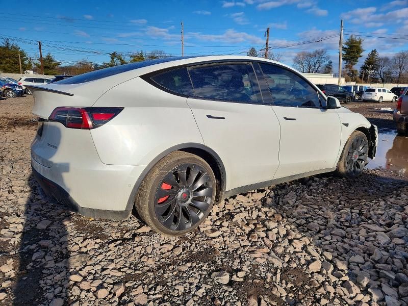 Photo 3 from auction – 2022 TESLA MODEL Y with VIN 7SAYGDEF5NF461967